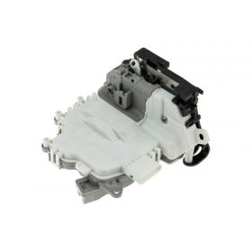   Központizár HÁTSÓ AUDI A3 2012-,A4 2009-,A8 2009-,Q3 2013-,Q5 2009-,Q7 2014-/BAL/ 8K0 839 015D